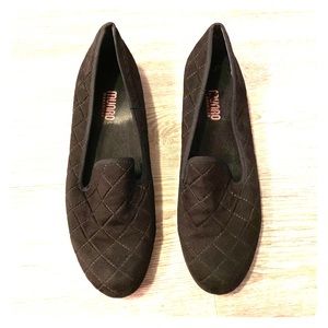 Munro Black Flat “The comfiest flat ever”